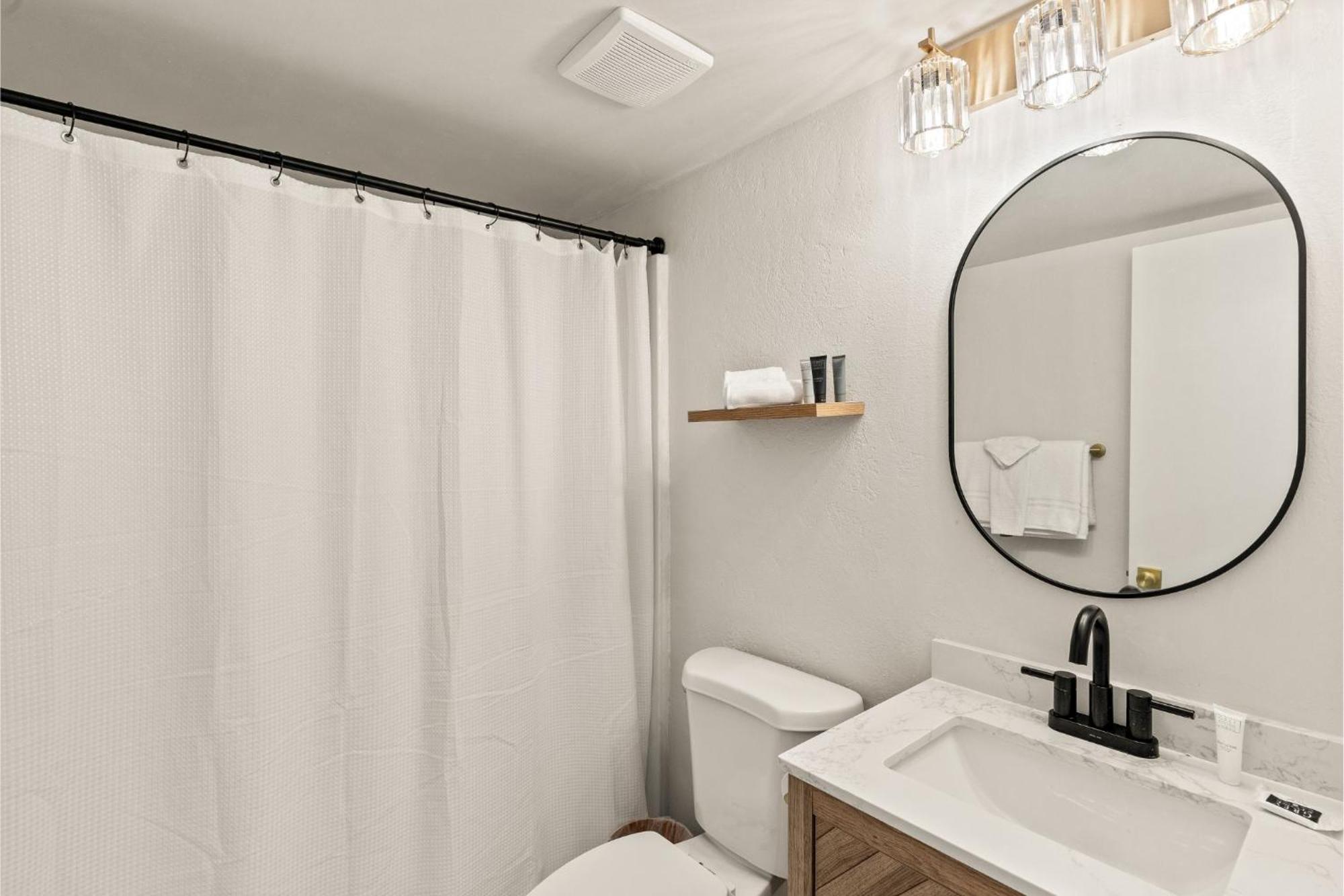 Casa Oliver Hotel & Resort - A Men'S Clothing Optional Resort In Palm Springs Exterior photo